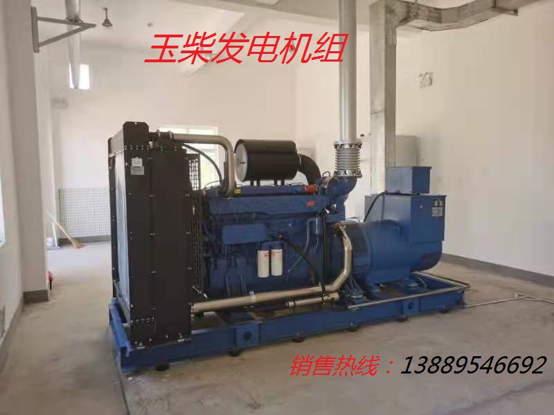 大连玉柴800KW柴油发电机组
